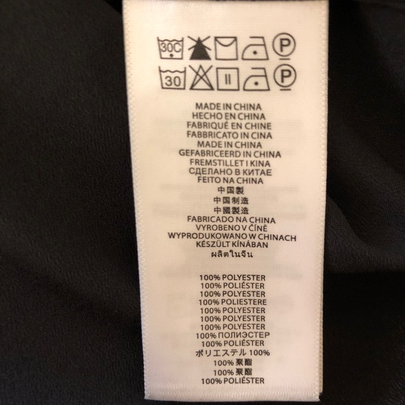 ✨🎀Black Pleat Front Michael Kors Blouse🎀✨ - Picture 6 of 7